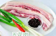 食人间美味：这样做的五花肉脆嫩爽口，营养丰富，给个猪腿不换他