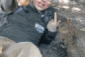 搞笑gif:遇到这样的女朋友,你还敢嚣张吗?