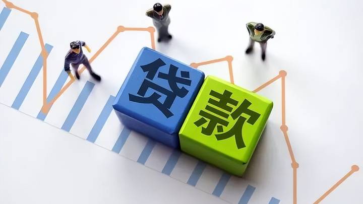 上海老两口被壮汉赶出家门流离失所,你怎么看?