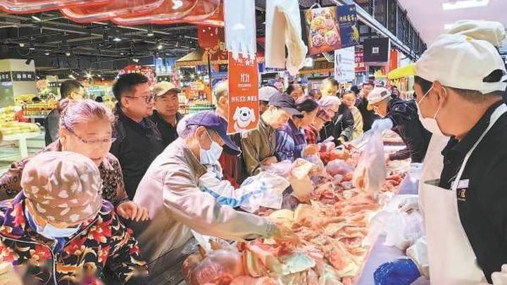猪肉价格持续走低,你还会购买猪肉吗?