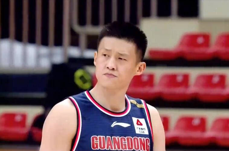 原创周鹏用铁血防守,助广东男篮晋级4强!表示始终都相信可以取胜