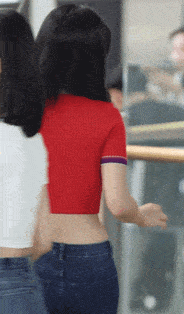 原创berrygood 赵贤的gif动图,好身材show出来