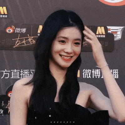 刘浩存的淡颜系也太好看了吧气质不输艳妆