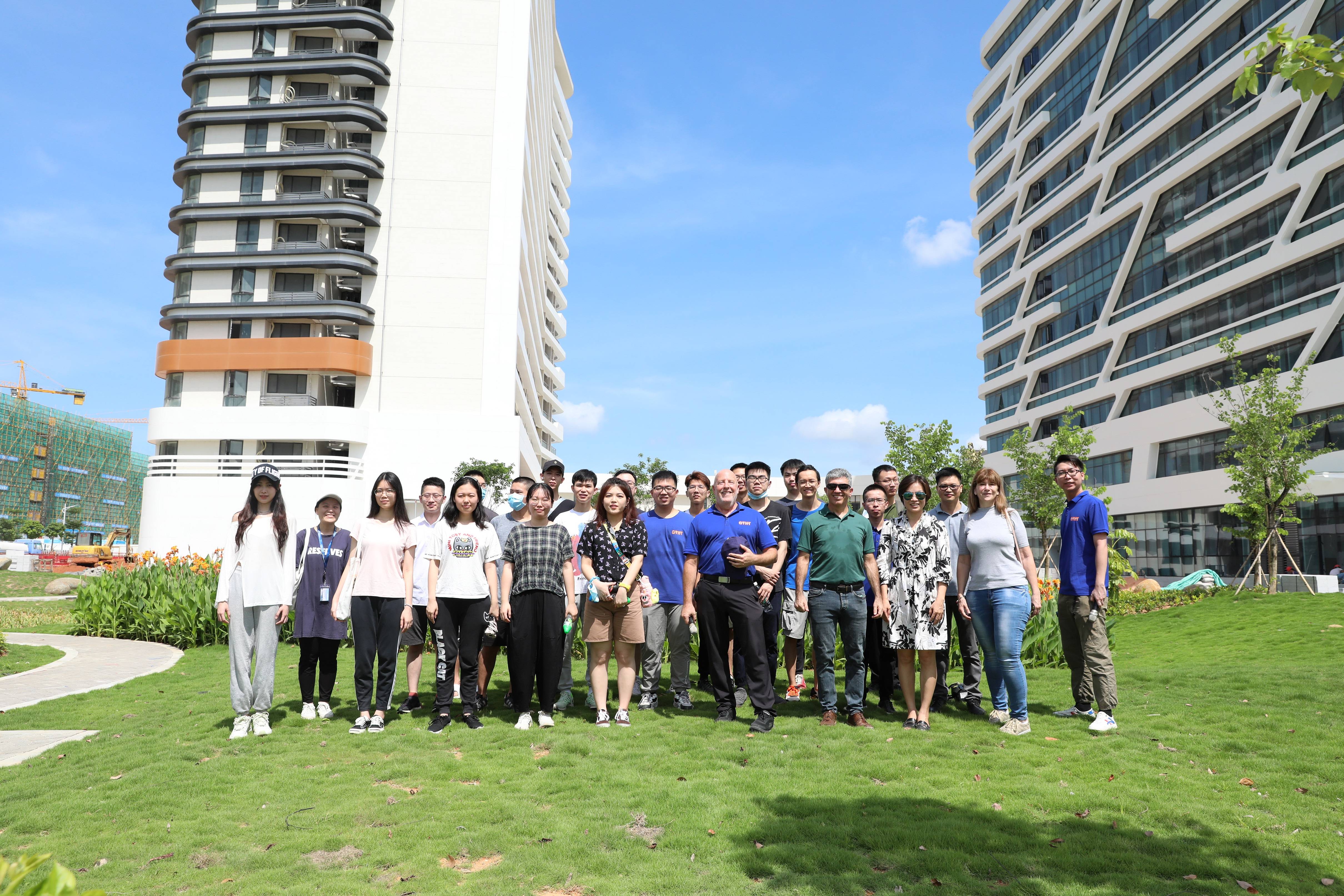 广东以色列理工学院举行首届本科毕业生南校区植树纪念活动