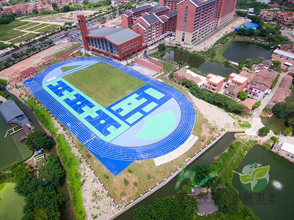 佛山市南海区听音湖实验学校九年一贯制教育的民办寄宿实验学校.