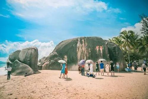 天涯海角风景区(联)_承强