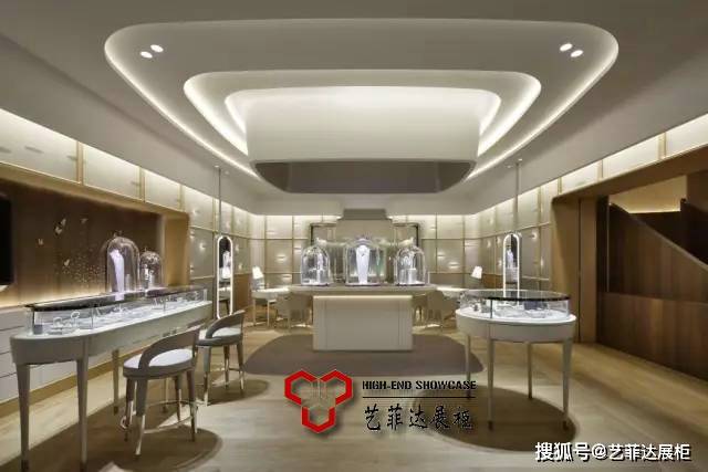 提升空间利用率的珠宝展示柜设计