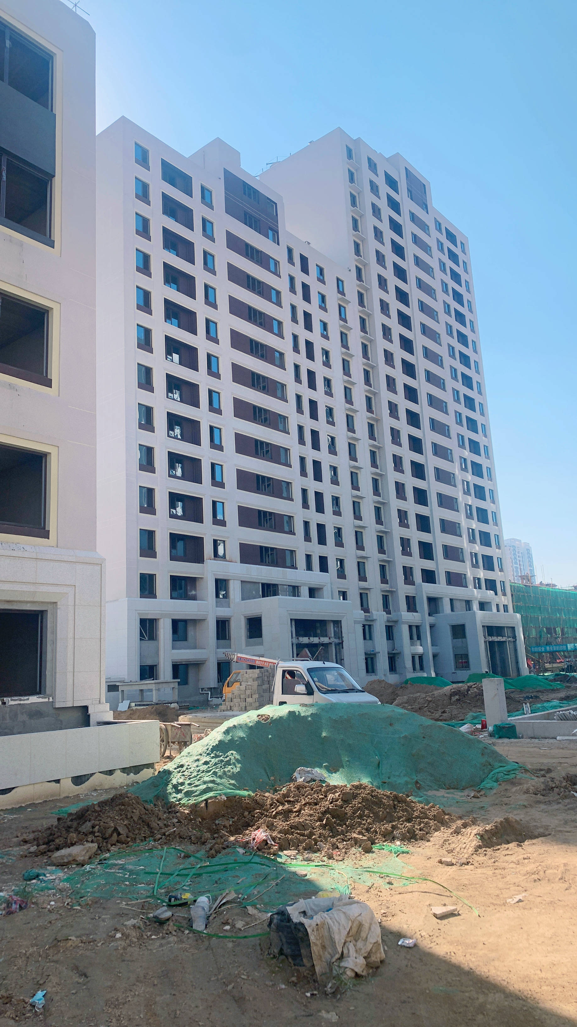 多赫建筑承接河北保定向阳美域精装修