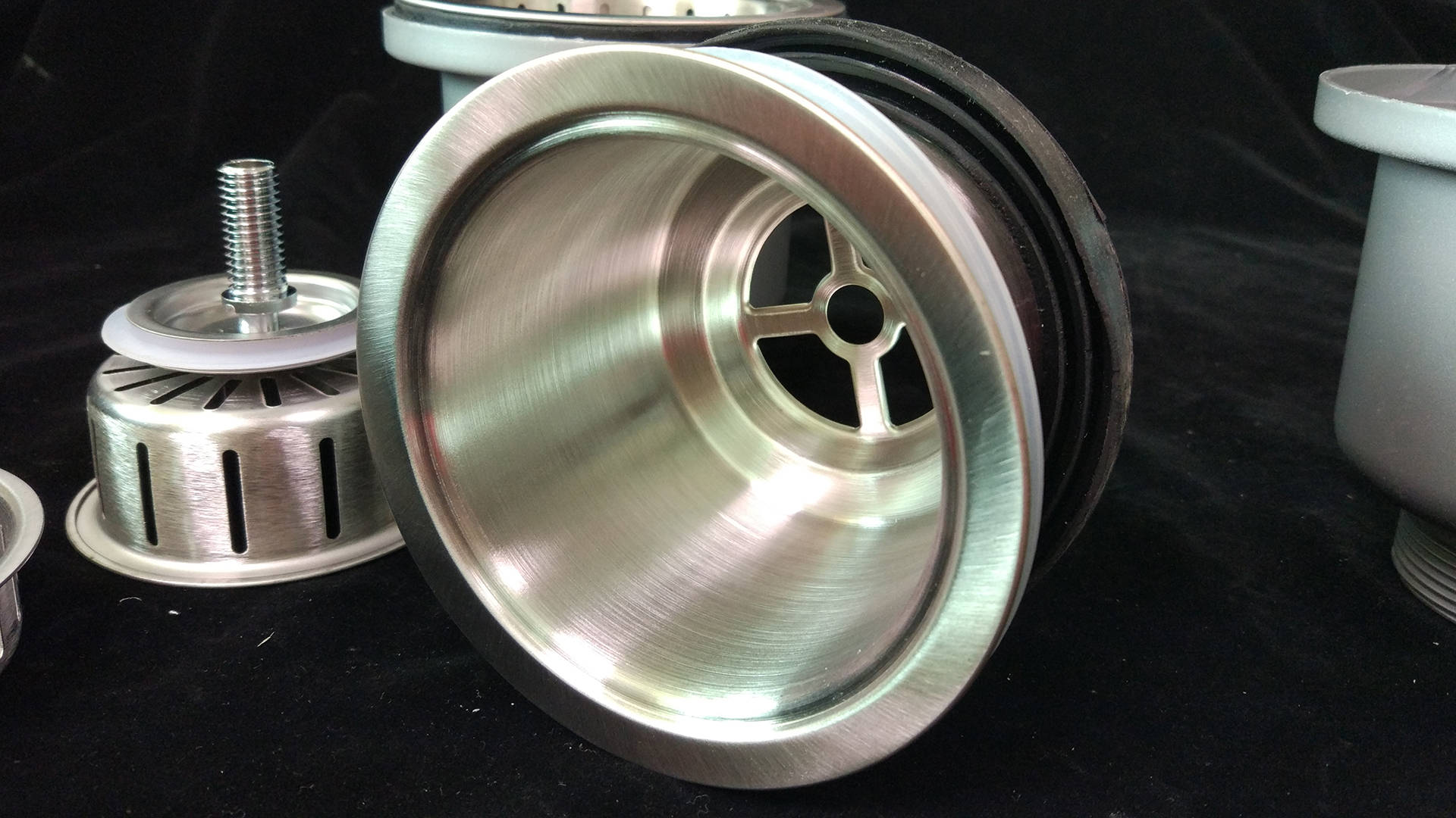 潜水艇多层防水双洗菜盆CSQ-12下水管套拆，彻底处理溢水问题