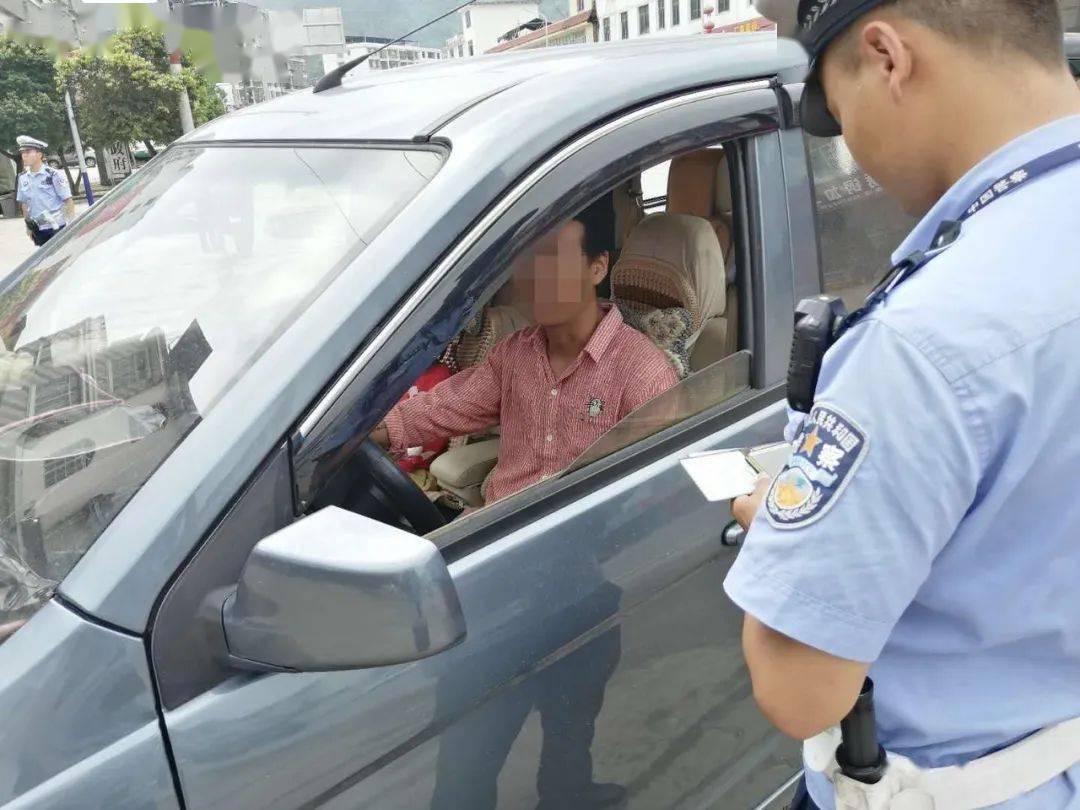 驾驶员不系安全带怎么处罚 驾驶员不系安全带的处罚办法是什么