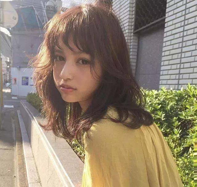 今夏头发越“短”越时髦,剪了的人都美翻了!! 今夏头发越“短”越时髦,剪了的人都美翻了!!
