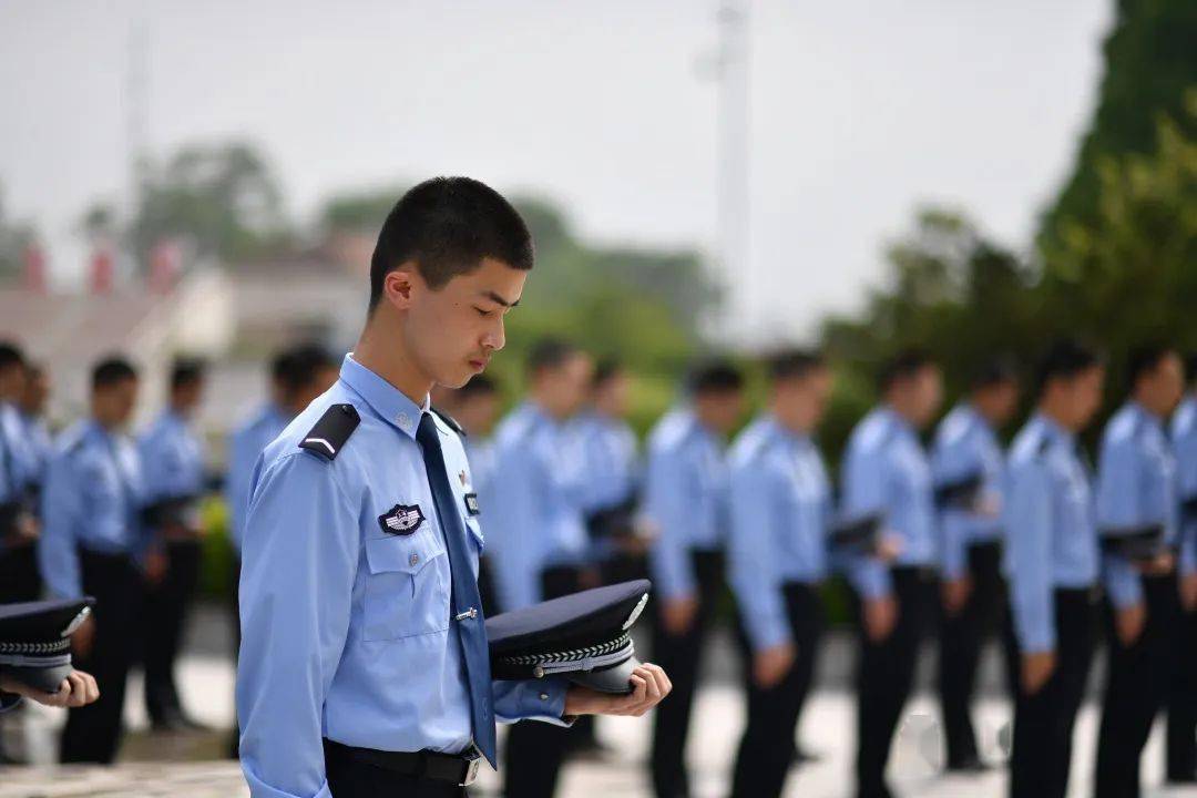 【追忆扫黑英雄钱海军】公安学院掀起向钱海军同志学习的热潮