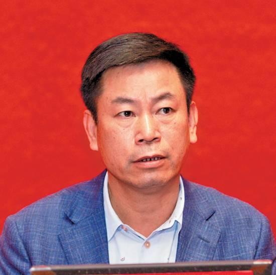 黄家董事长_董事长办公室图片