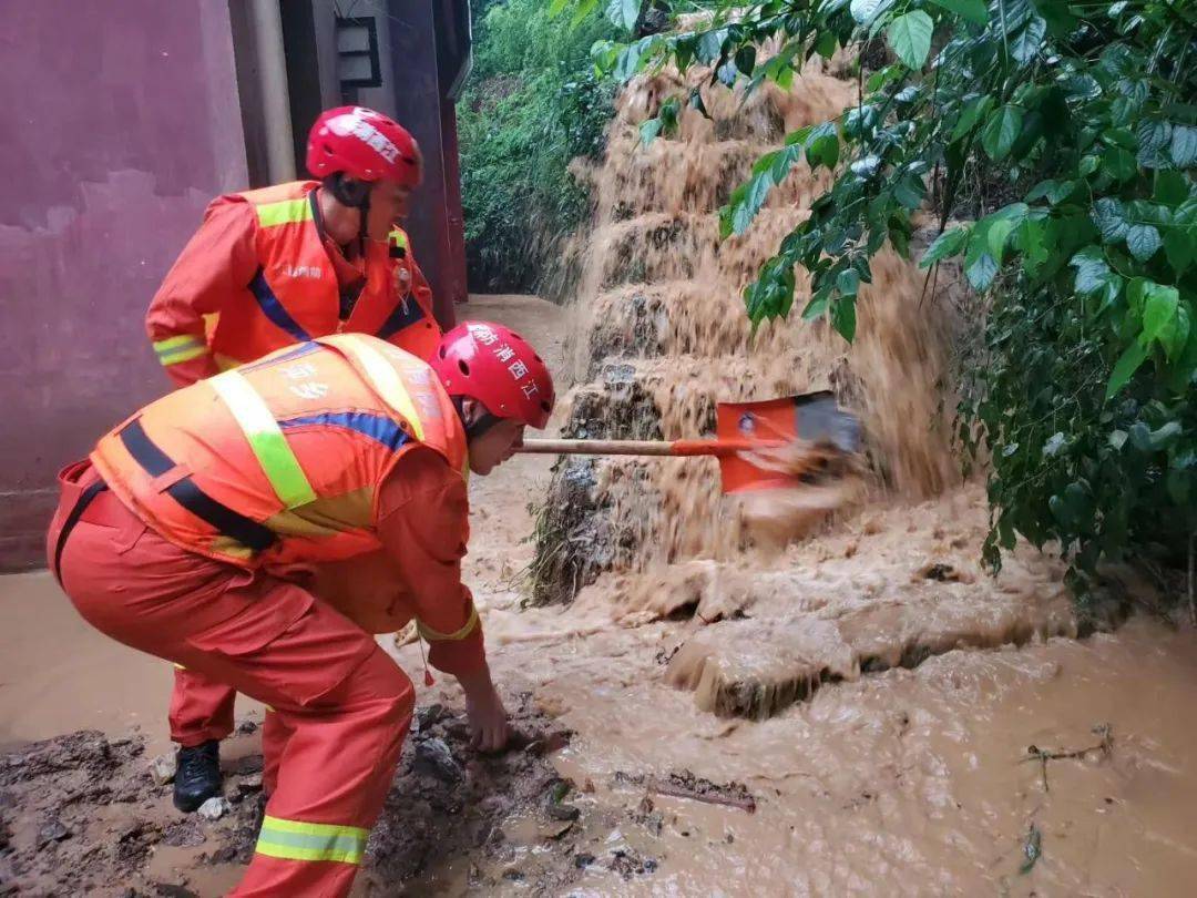 萍乡启动防汛Ⅳ应急响应暴雨袭城他们冲到了第一线