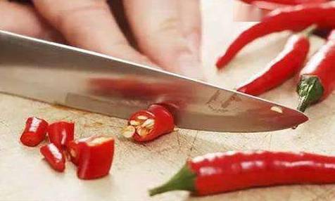 喝什么解辣效果最好 7df73405c5fd4147b9d56239a43491ff.jpeg