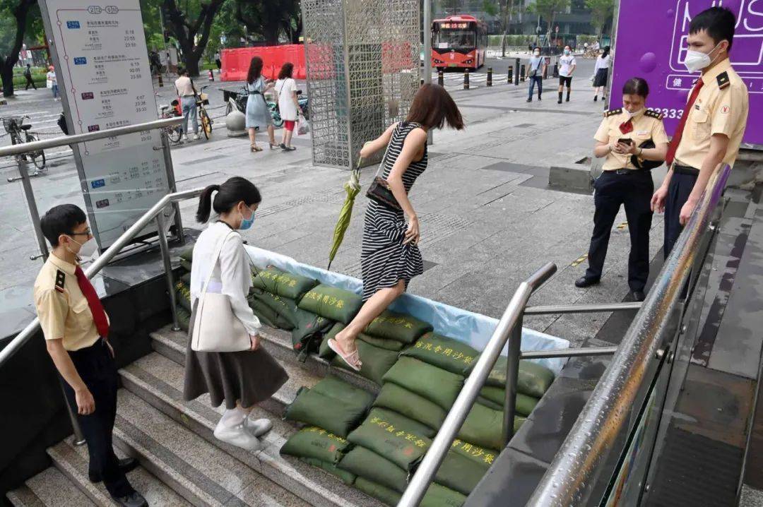 暴雨|广州今明暴雨持续！更要防范的是...…