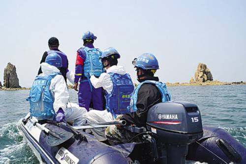 大连|男子观景坠下50米高悬崖