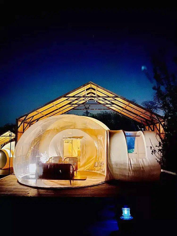 泡泡屋拥抱璀璨星空躺进大自然的怀抱