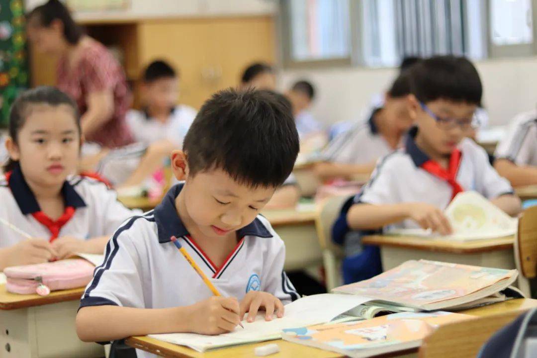 经历史上最短学期小学生学习状态如何家长说