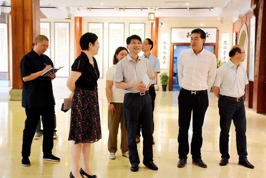 拓渠道提内涵树品牌区政协副主席王一力来华漕镇调研
