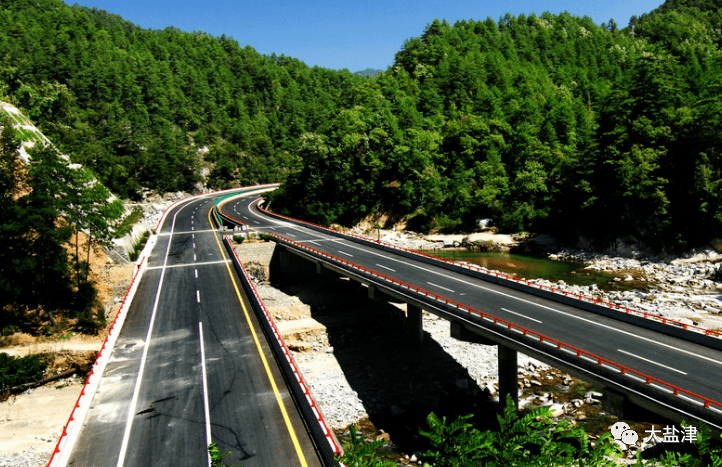 威信县,镇雄县和彝良县去宜宾,昭通重要高速公路.