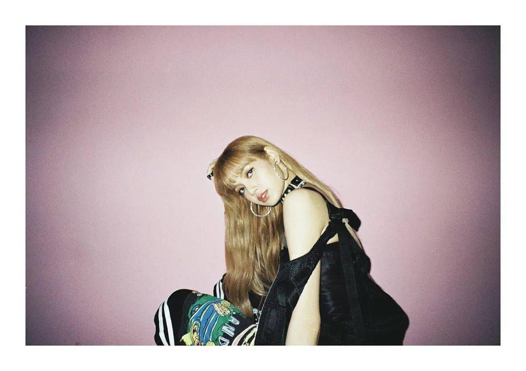 【ins考古】blackpink lisa - 2018年6月