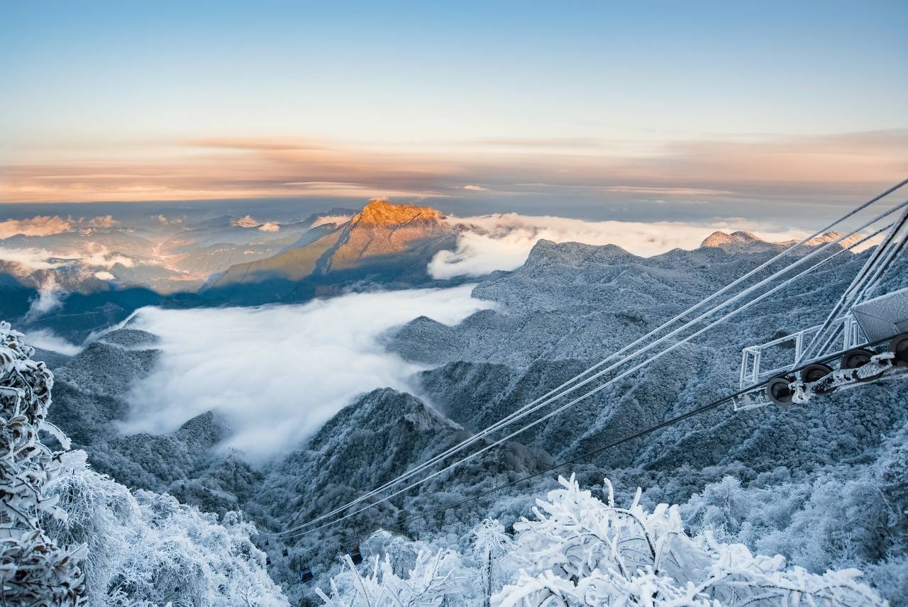 金佛山位于大娄山脉北部,景区面积441平方千米