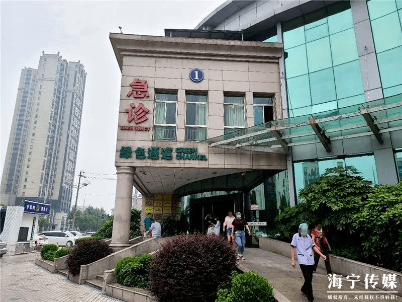 一氧化碳|妈妈回来一看崩溃！两个儿子都……父子三人开空调吃火锅