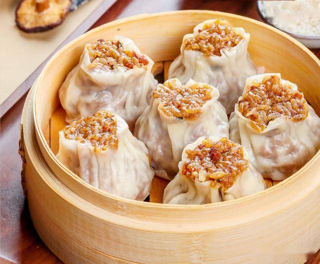 直到现在,吴茂兴依然都是上海人喜欢的老味道之一.