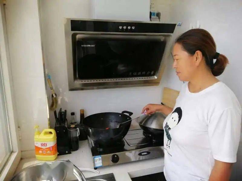 包头市青山区青福镇GDP_包头市青山区北重四小(3)