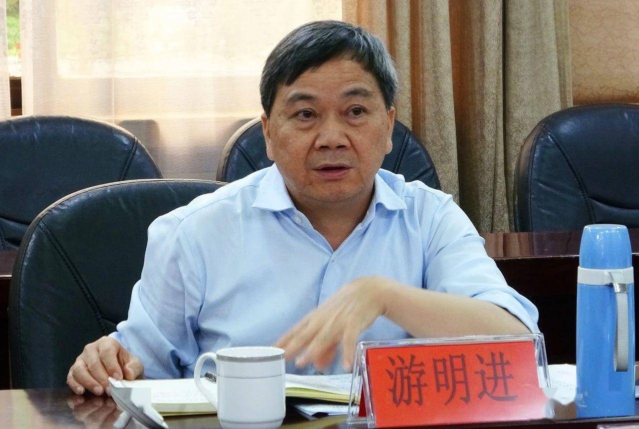 游明进率领省国资委督查组到月亮田矿交叉互查安全生产工作
