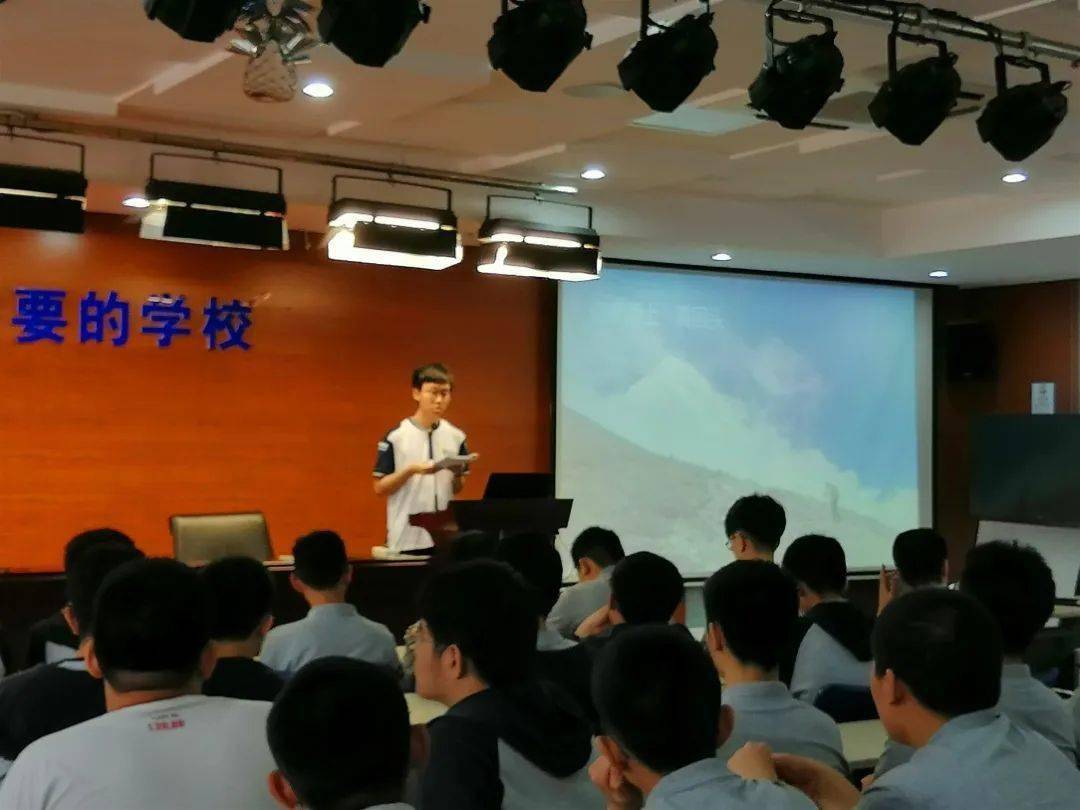 学院制承前启后携手共进我校创新学院举行纵向联合系列活动