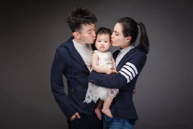 住院|一岁半住院20天做4次腰穿，差点丧失听力奥运冠军吴敏霞泪诉女儿惨况