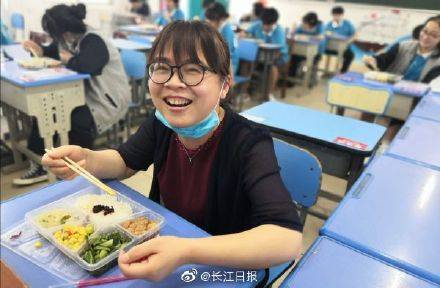 高考|师生以校为家为梦而搏高考追梦人：端午小长假