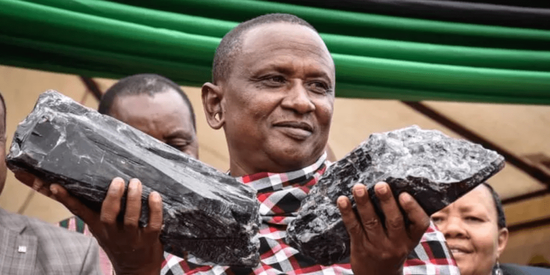 荒野求生“老中医”因鞋底藏线被红牌罚下，还剩13名选手