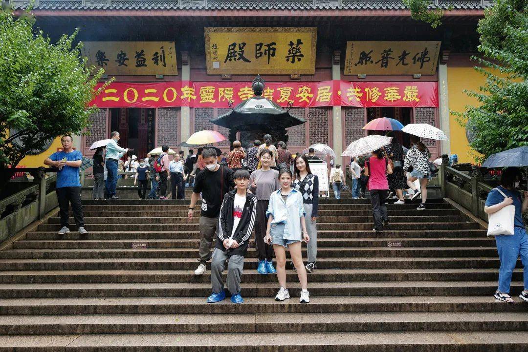 校区空无一人 | 杭州松果端午班第二天实拍.jpg_灵隐寺