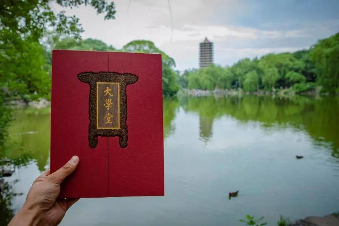 高考|美的不像实力派！全国985大学录取通知书汇总