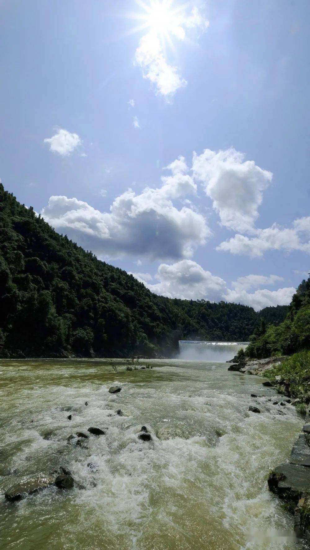 2020年6月26日,贵州省黔东南苗族侗族自治州天柱县石洞镇莲花山水电站