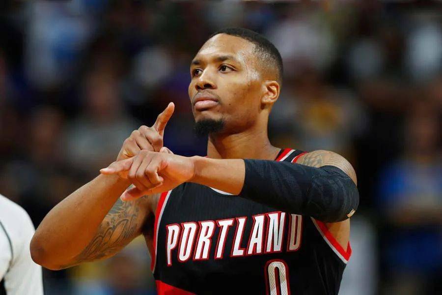 dame time, damian lillard 成为本世代版本《nba 2k21》的全平台封面