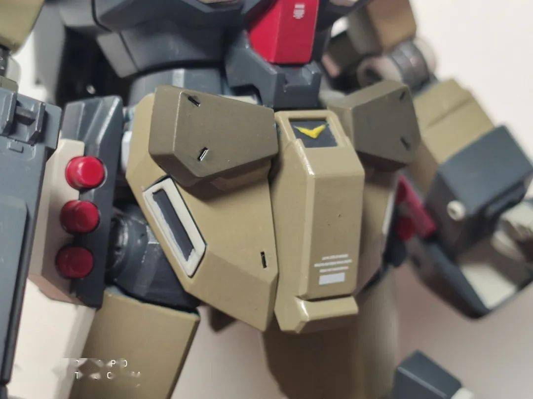 【欣赏】hg杰斯塔加农沙漠型笔涂改色