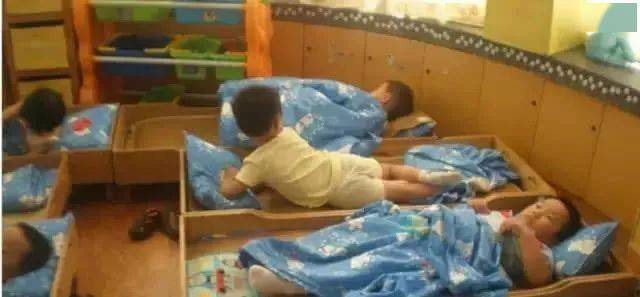 熟睡中|5岁男童幼儿园熟睡中死亡！很多家长都经常说因为大人的一句话
