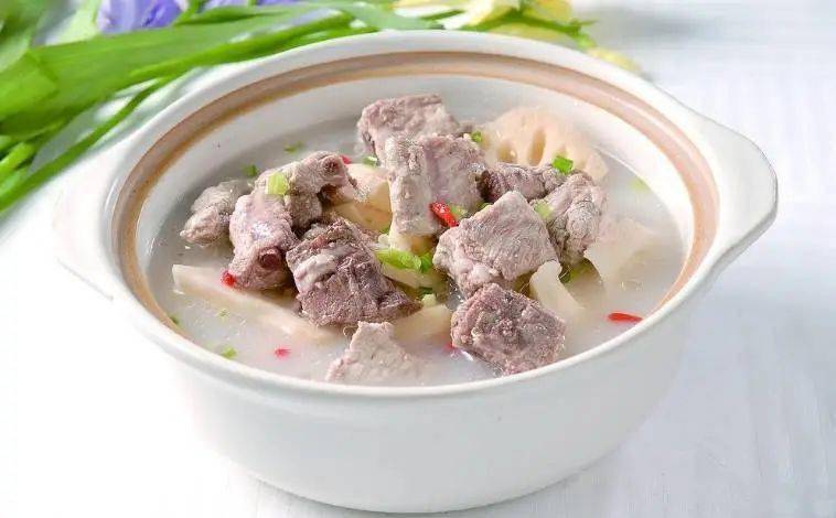 排骨汤做什么晚饭 b655d9fa9ca64056965da747ce1b7ec0.jpeg