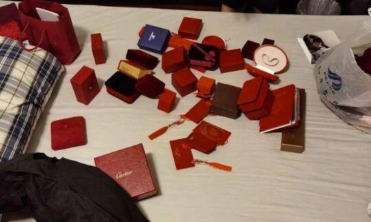 就因为保姆的一句话，杭州一东家被盗30万珠宝首