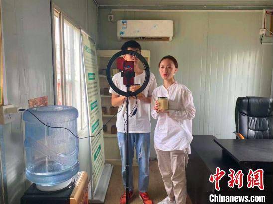 大学生|清华等8学子入村实践扶贫助学：望贫困生用学习改变命运