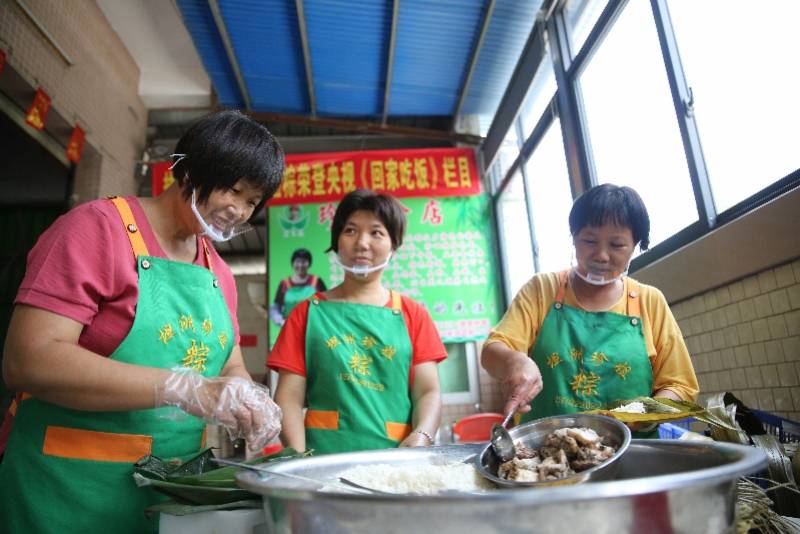 粽子|做直播卖粽子成“网红”，中山54岁农民大姐上了央视