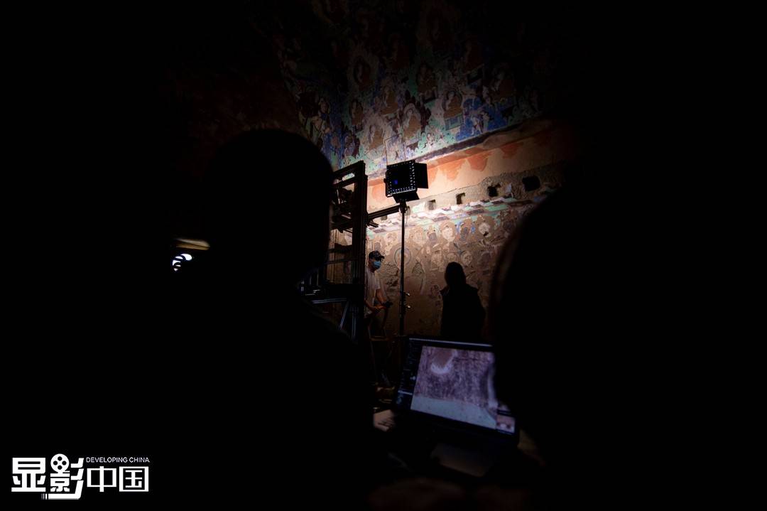 李博|80后夫妻用现代技术“守护”千年石窟