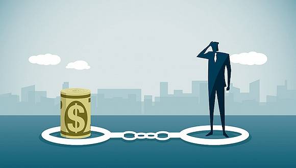 通报|银保监会通报6例银行违规案例，严查违规收费强制搭售