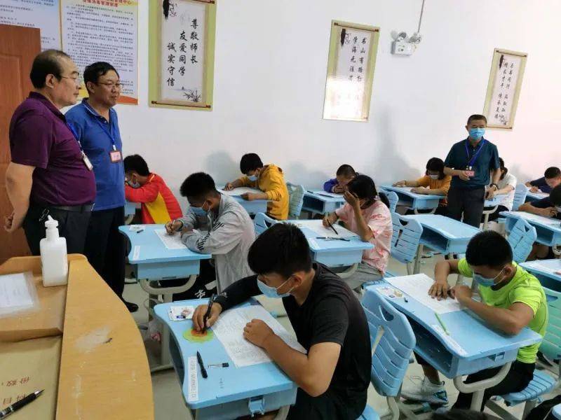 市体校|周密安排、细致保障！市体校中专招生文化考试举行