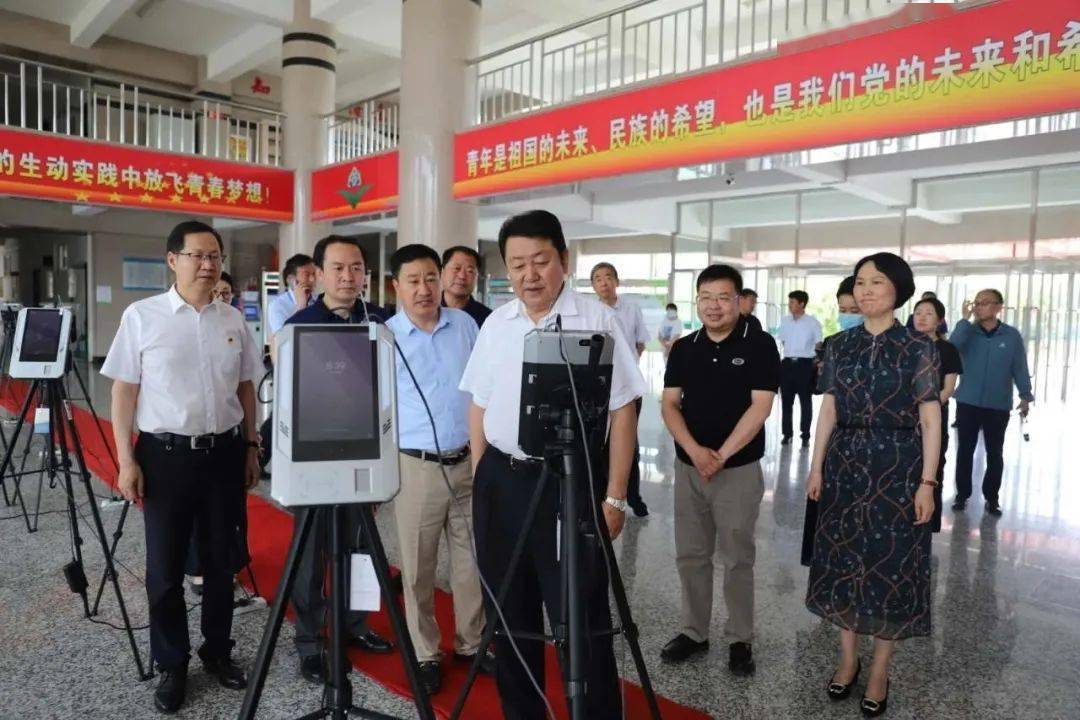 通辽市高考成绩排名_内蒙古通辽最好的四所高中,成绩一目了然,金榜题名