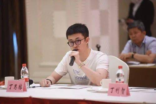安踏家族交棒90后全面接管家族投资